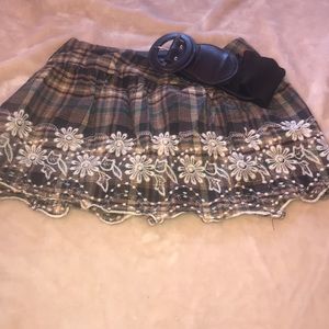 Vanity skirt